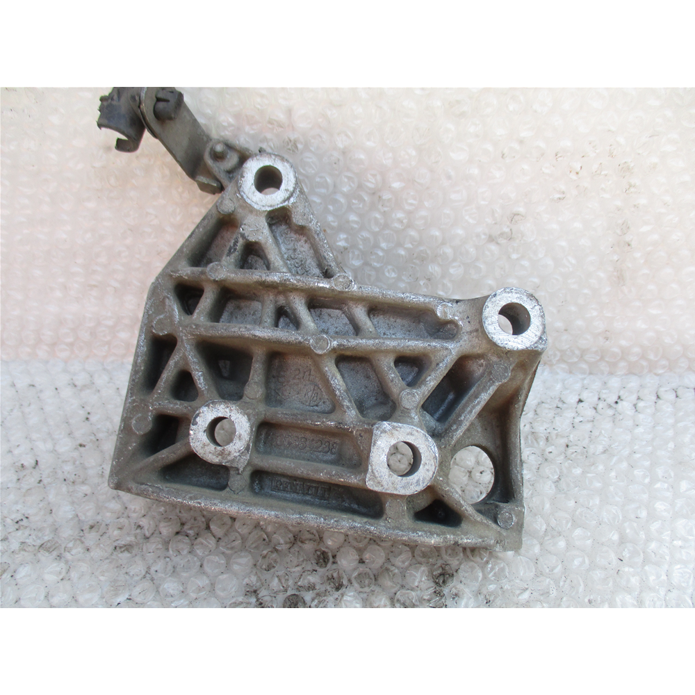 SUPPORTO MOTORE COMPRESSORE A/C RENAULT CLIO 2 (BB, CB) TWINGO 1.2 [1998] 7700864288