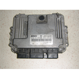 CENTRALINA MOTORE OPEL VIVARO RENAULT TRAFFIC 1.9 DCI USATA (0281011529=8200546983)