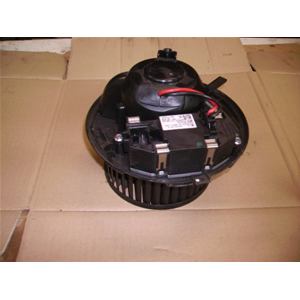 VENTOLA RISCALDAMENTO AUDI A3 SEAT LEON SKODA OCTAVIA VW GOLF 5 USATA (1K1820015F=1K1819015C=3C0907521D)