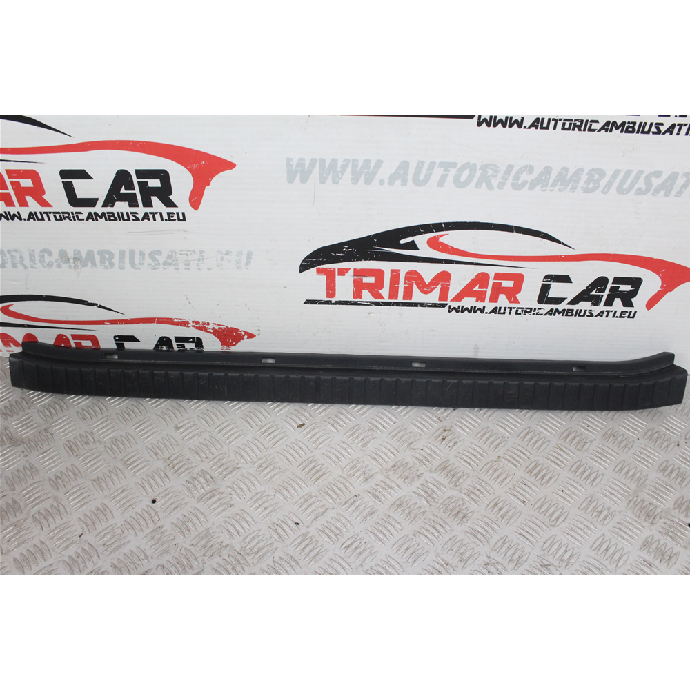 RIVESTIMENTO BATTICOFANO PORTELLONE POSTERIORE TOYOTA RAV4 3 [05-12] 58387-42050