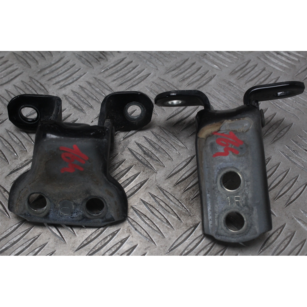 KIT CERNIERE INFERIORE SUPERIORE PORTA ANTERIORE SINISTRA TOYOTA RAV4 III [05-12]