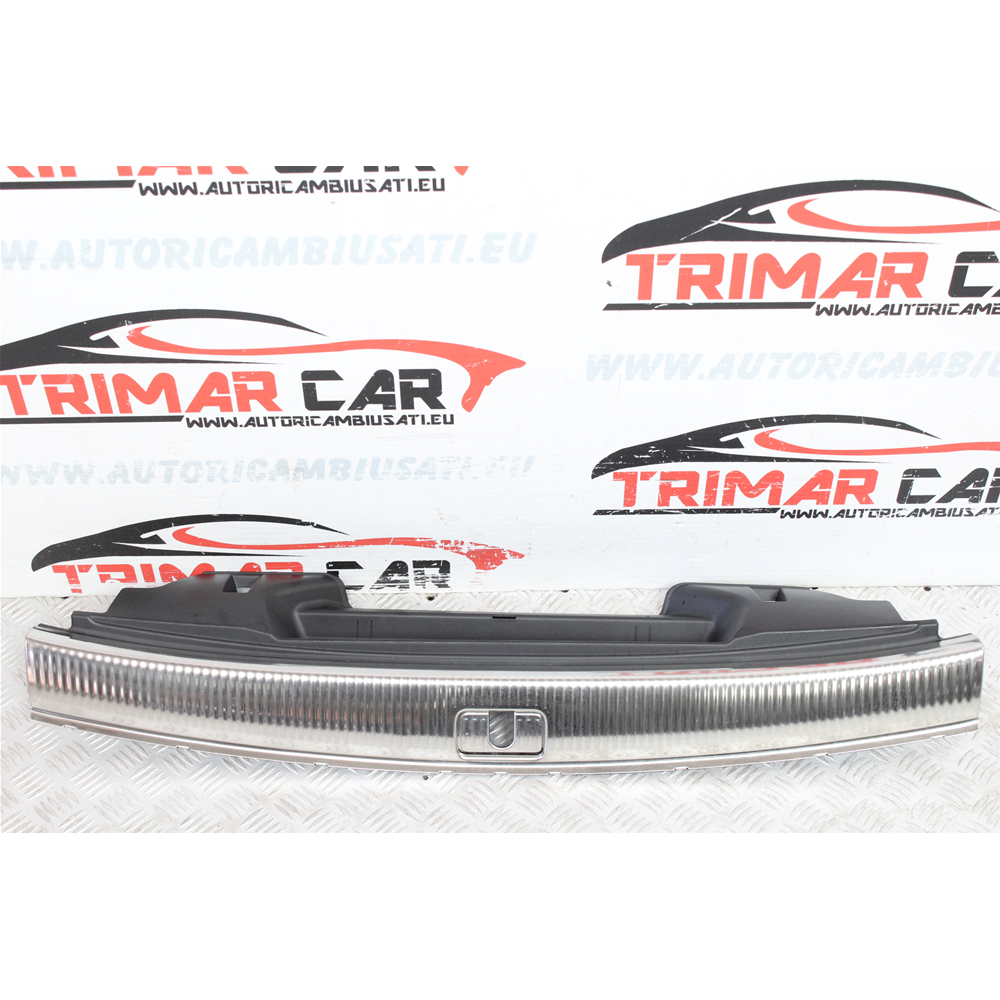 RIVESTIMENTO BATTICOFANO PORTELLONE POSTERIORE AUDI SQ5 (8RB) [13-18] 8R0864513C