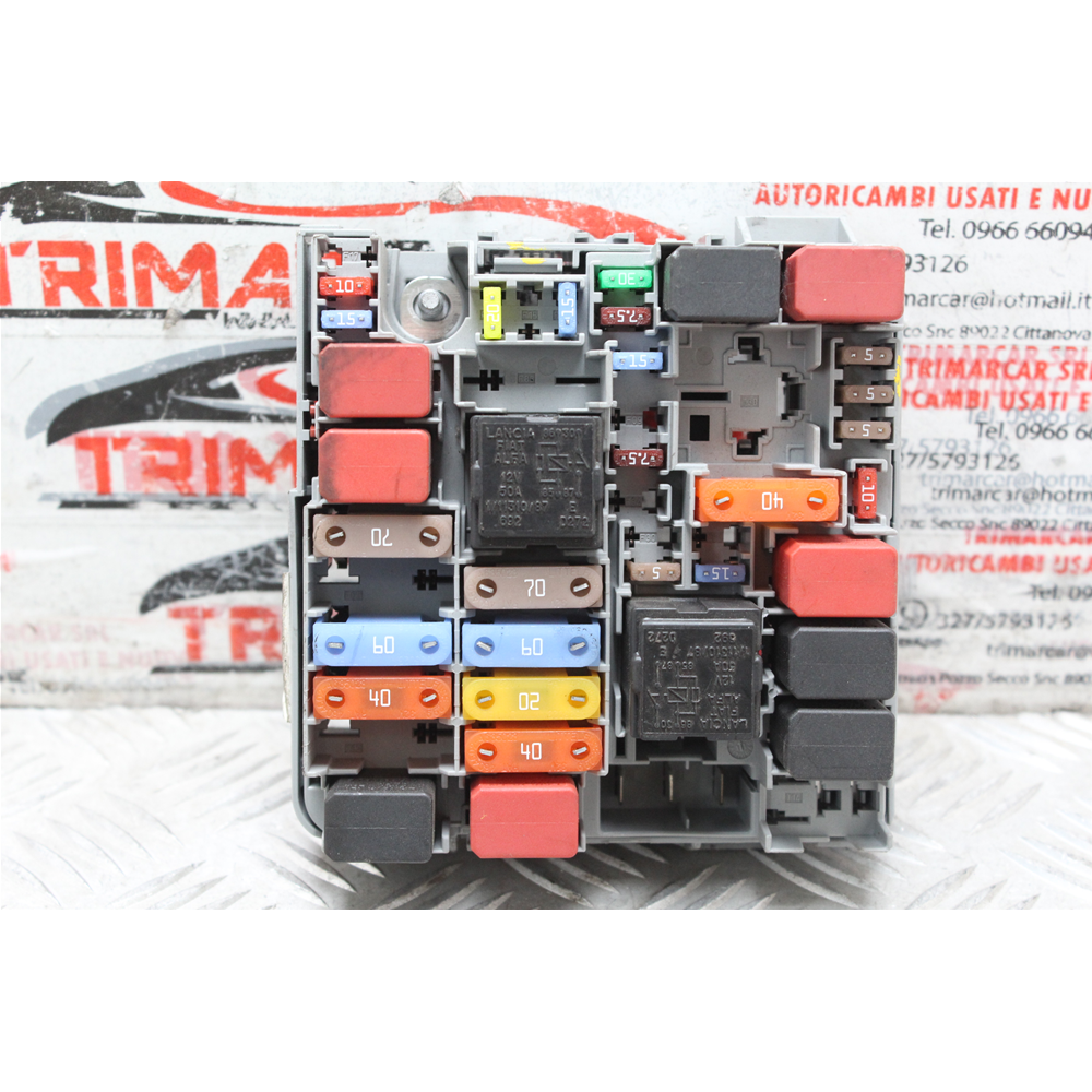 CENTRALINA PORTAFUSIBILI FIAT GRANDE PUNTO / PUNTO EVO (199) COD: 51827977