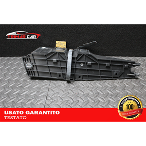 5G0012129D SUPPORTO CASSETTA ATTREZZI VW GOLF 7 VII VARIANT (2013 IN POI) 1.6 TDI 105CV 77KW COD MOTORE: CLH