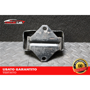 MR992670 SUPPORTO MOTORE MITSUBISHI L200 TRITON (KA,T,KB,T)(04-15) 2.5 DID 136CV 100KW COD MOTORE; 4D56