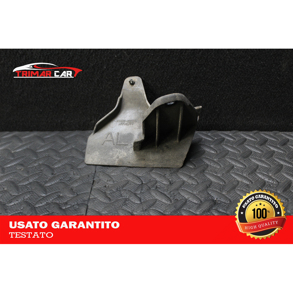 6563202200 PIASTRA PARASPRUZZI POSTERIORE SINISTRA TOYOTA AURIS SW (E18)(2013 IN POI) 1.8 HYBRID 99CV 73KW COD MOTORE: 2ZR