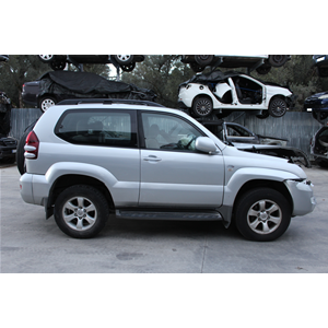 58831-60020 INTERRUTTORE PULSANTE TASTO ACCENDISIGARI TOYOTA LAND CRUISER 300 (J12)(02-09) 3.0 D-4D 4WD 163CV 120CV COD MOT. 1KDFTV 3 PORTE