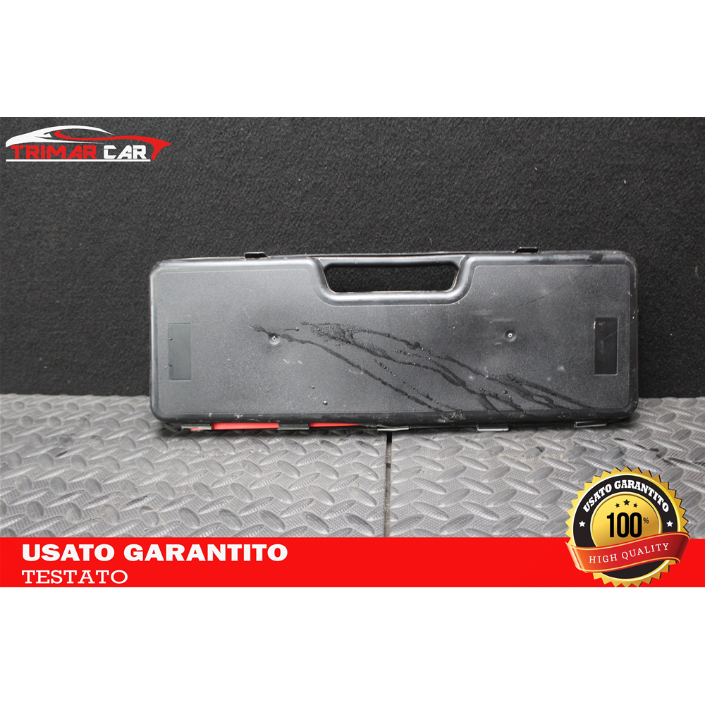 0722105010 TRIANGOLO SEGNALAZIONE EMERGENZA NISSAN NP300 NAVARA (D40)(2004 IN POI) 2.5 DCI 174CV 128KW COD MOT. YD25DDTI