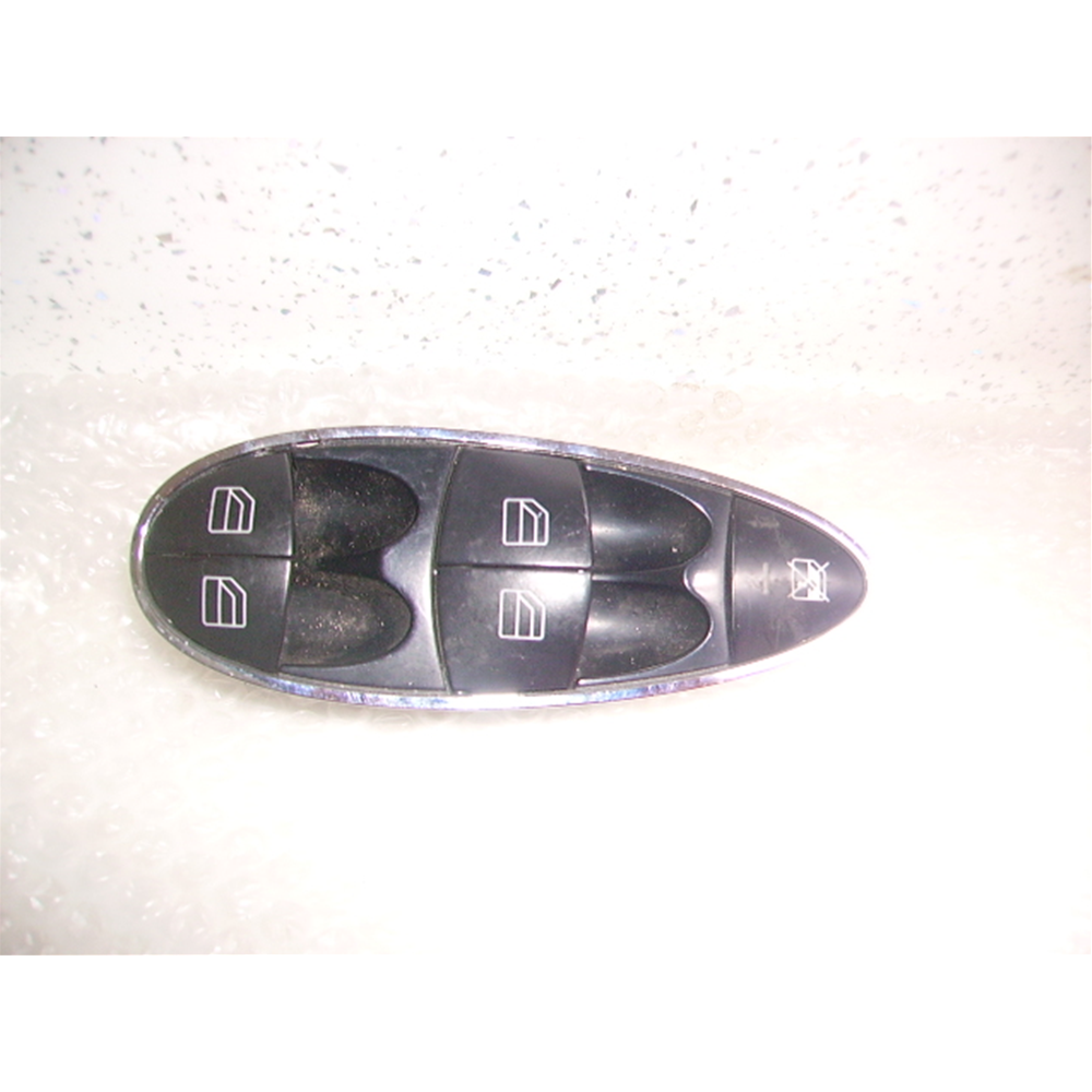 PULSANTIERA ALZAVETRO ANTERIORE SINISTRA MERCEDES CLASSE E (W211)[02-09] A2118213679