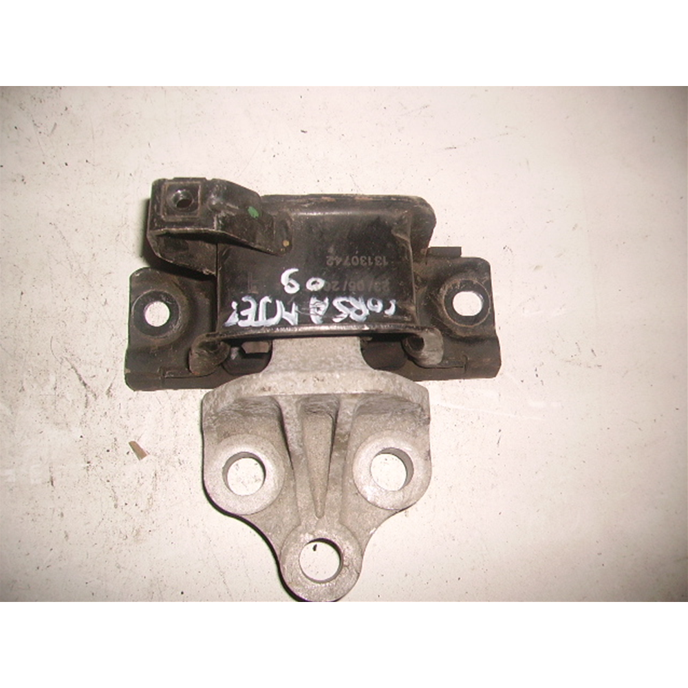 SUPPORTO MOTORE ANT SX CORSA D 1.3 CDTI 13130742