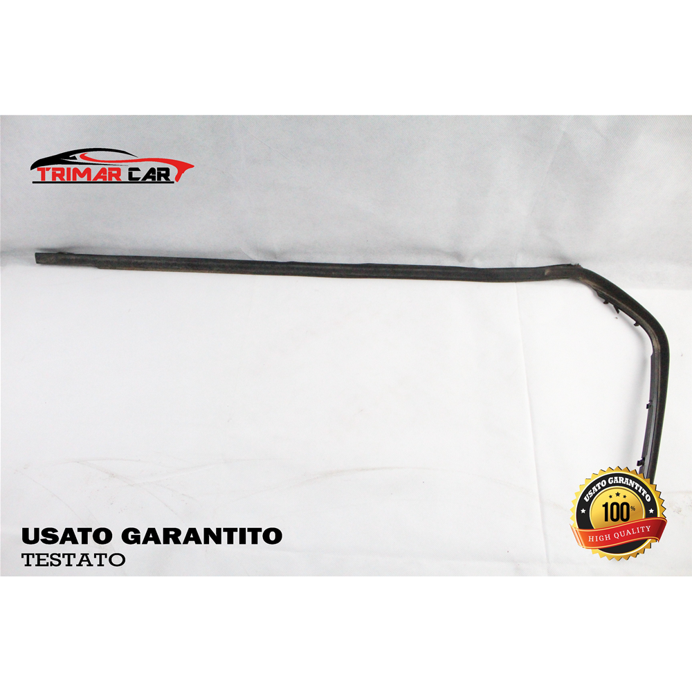 SUPERIORE ESTERNO RASCHIAVETRO POSTERIORE DESTRO LAND ROVER DISCOVERY SPORT (L550)(2014 IN POI) 2.2 MULTIJET 200CV 147KW SIGLA MOTORE EBH