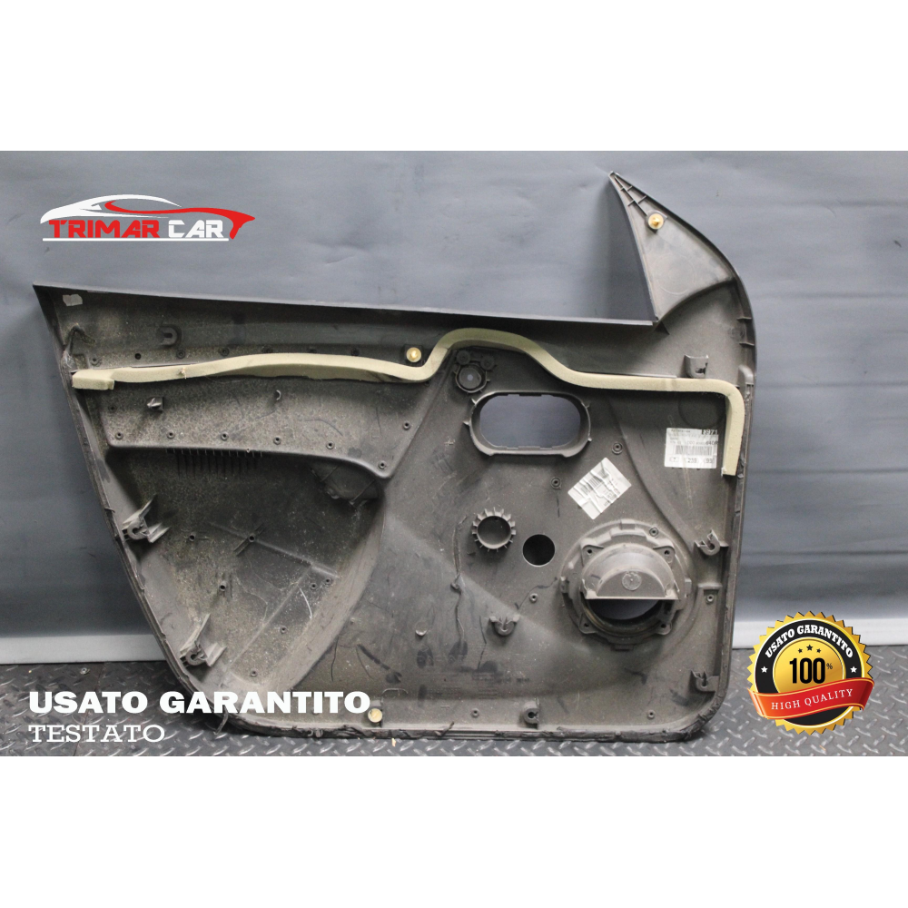 809003640R PANNELLO PORTIERA ANTERIORE DESTRA DACIA DUSTER (2010 IN POI)