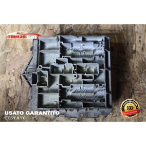 60683102 CENTRALINA SCATOLA PORTAFUSIBILI ALFA ROMEO 166 (936)(1998-2007) 2.4 JTD 175CV 129KW COD MOT: 841G000
