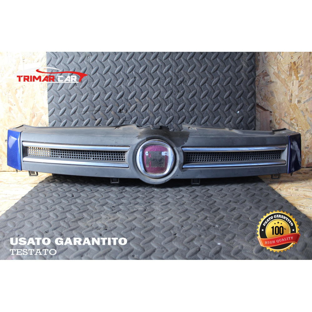 735353899 MASCHERINA GRIGLIA ANTERIORE FIAT PANDA 2 (169)(2003-2012) 1.2 60CV 44KW COD MOT: 188A4000