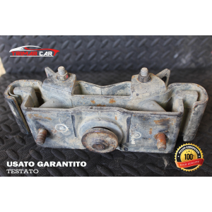 MR992717 SUPPORTO CAMBIO MOTORE MITSUBISHI L200 TRITON (KA,T,KB,T)(04-15) 2.5 D-ID 4WD 136CV 100KW COD MOT; 4D56