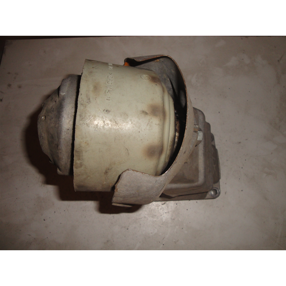 SUPPORTO MOTORE MERCEDES BENZ SLK R171 200 LATO DESTRO COD: A2712231304