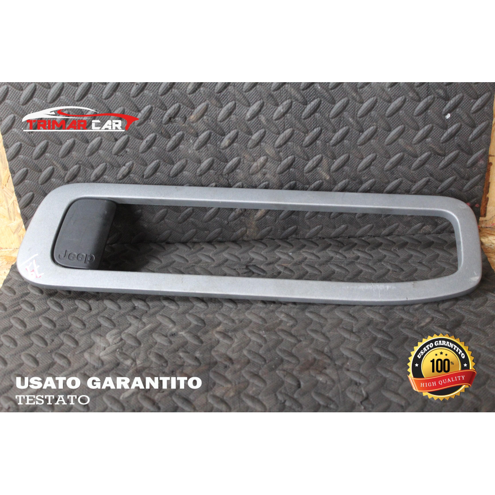 1ZXW61TRMAC MANIGLIA APERTURA PORTELLONE POSTERIORE JEEP CHEROKEE 5 (KL)(2013 IN POI)