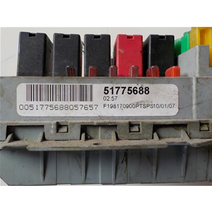 CENTRALINA PORTAFUSIBILI FIAT BRAVO 2 SERIE 198 DAL '07 COD: 51775688