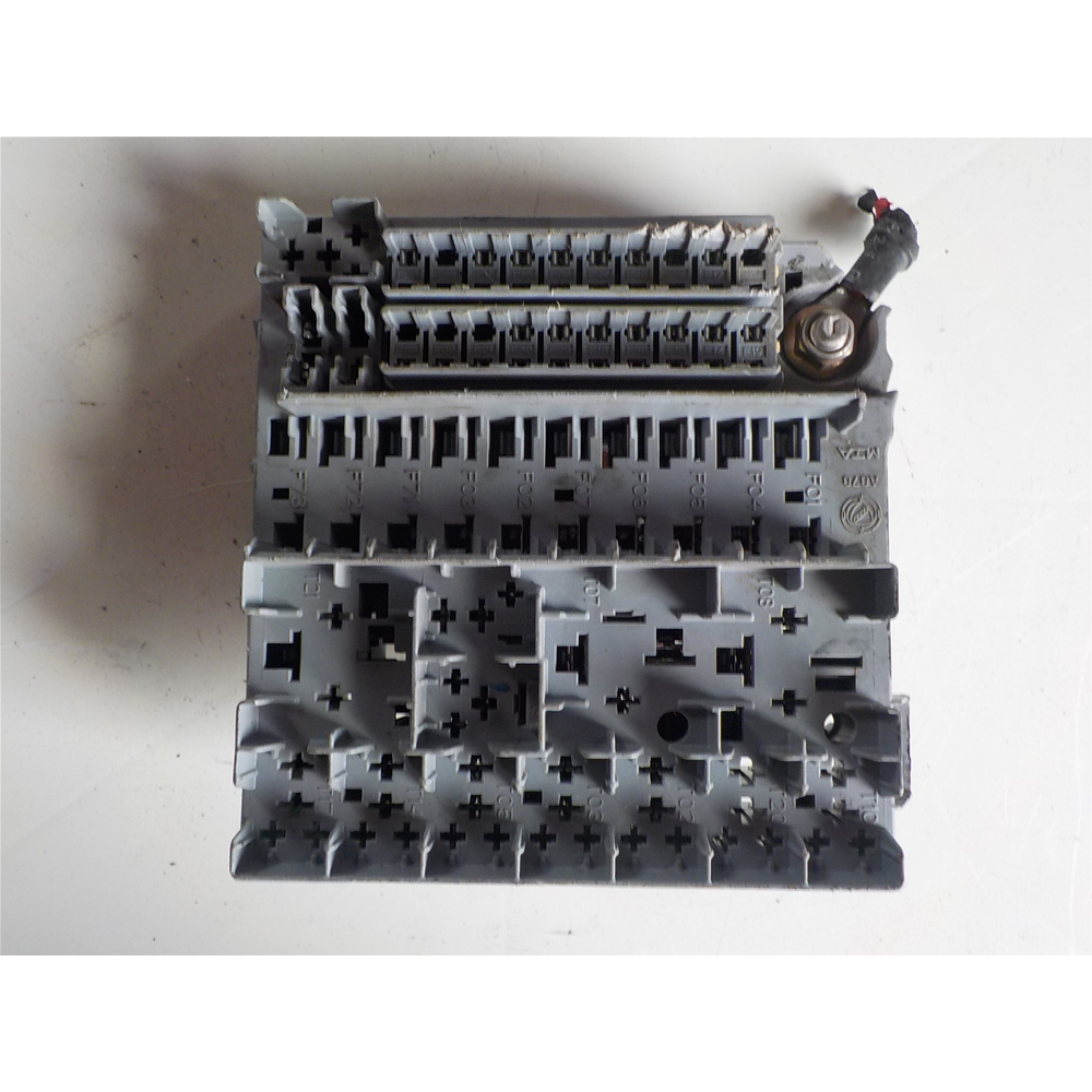 CENTRALINA PORTAFUSIBILI FIAT PANDA 169 DAL '03 COD:46841646