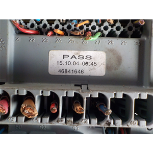 CENTRALINA PORTAFUSIBILI FIAT PANDA 169 DAL '03 COD:46841646