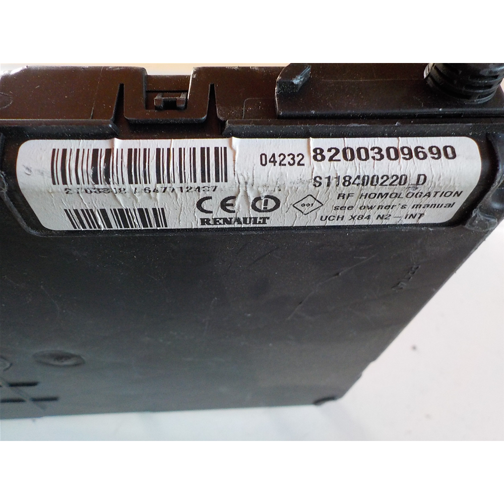 CENTRALINA PORTAFUSIBILI RENAULT MEGANE (BM0\1) SCENIC(JM0\1)COD:8200309690