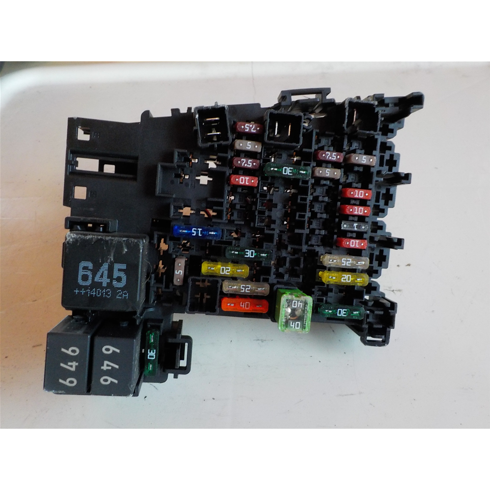 CENTRALINA PORTAFUSIBILI A3 (8V1)LEON (5F1) GOLF 7 (5G1_BE1)COD: 5Q0937615C