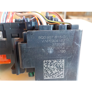 CENTRALINA PORTAFUSIBILI A3 (8V1)LEON (5F1) GOLF 7 (5G1_BE1)COD: 5Q0937615C