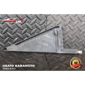 83840-2E000 DESTRO PANNELLO TRIANGOLO PORTA POSTERIORE  HYUNDAI TUCSON (JM)(2004-2010) 2.0 CRDI 113CV 83KW COD MOTORE: D4EA