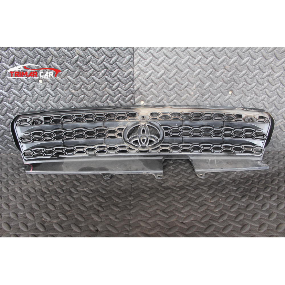 53111-42070 MASCHERINA GRIGLIA ANTERIORE TOYOTA RAV4 2 II (A2)(00-05) 2.0 D 4WD 116CV 85KW COD MOTORE: 1CD-FTV