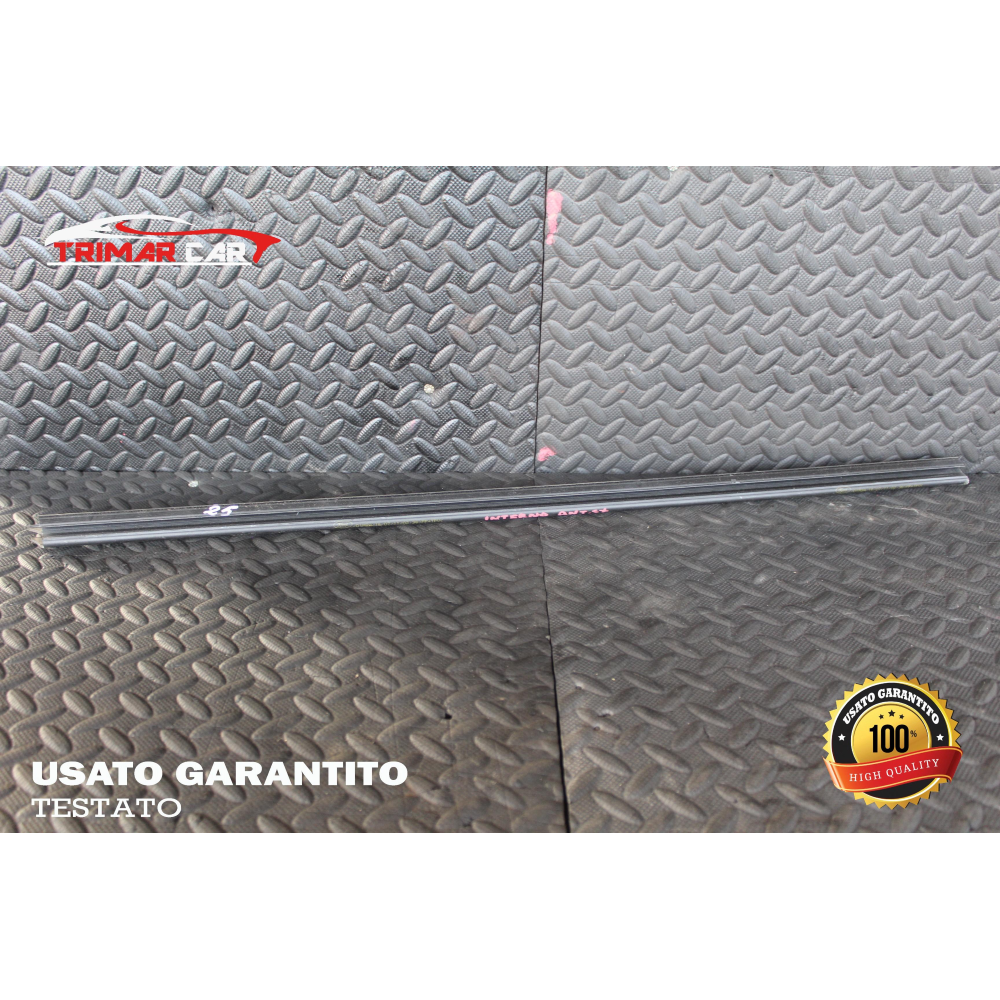 INTERNO RASCHIAVETRO ANTERIORE SINISTRO FORD FOCUS 3 III SW (2010 IN POI)