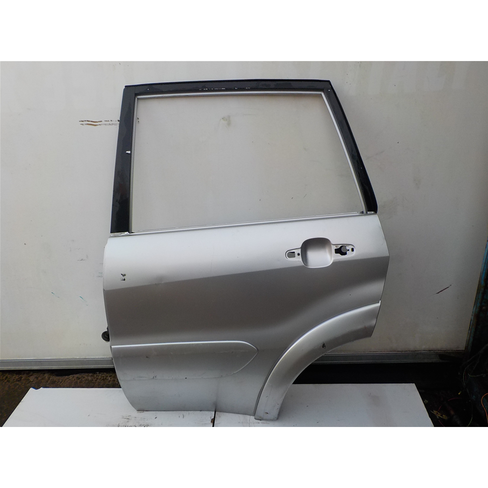 SPORTELLO PORTA PORTIERA POSTERIORE SX SINISTRA TOYOTA RAV 4 II 2 (CLA2) [00-05] 5P