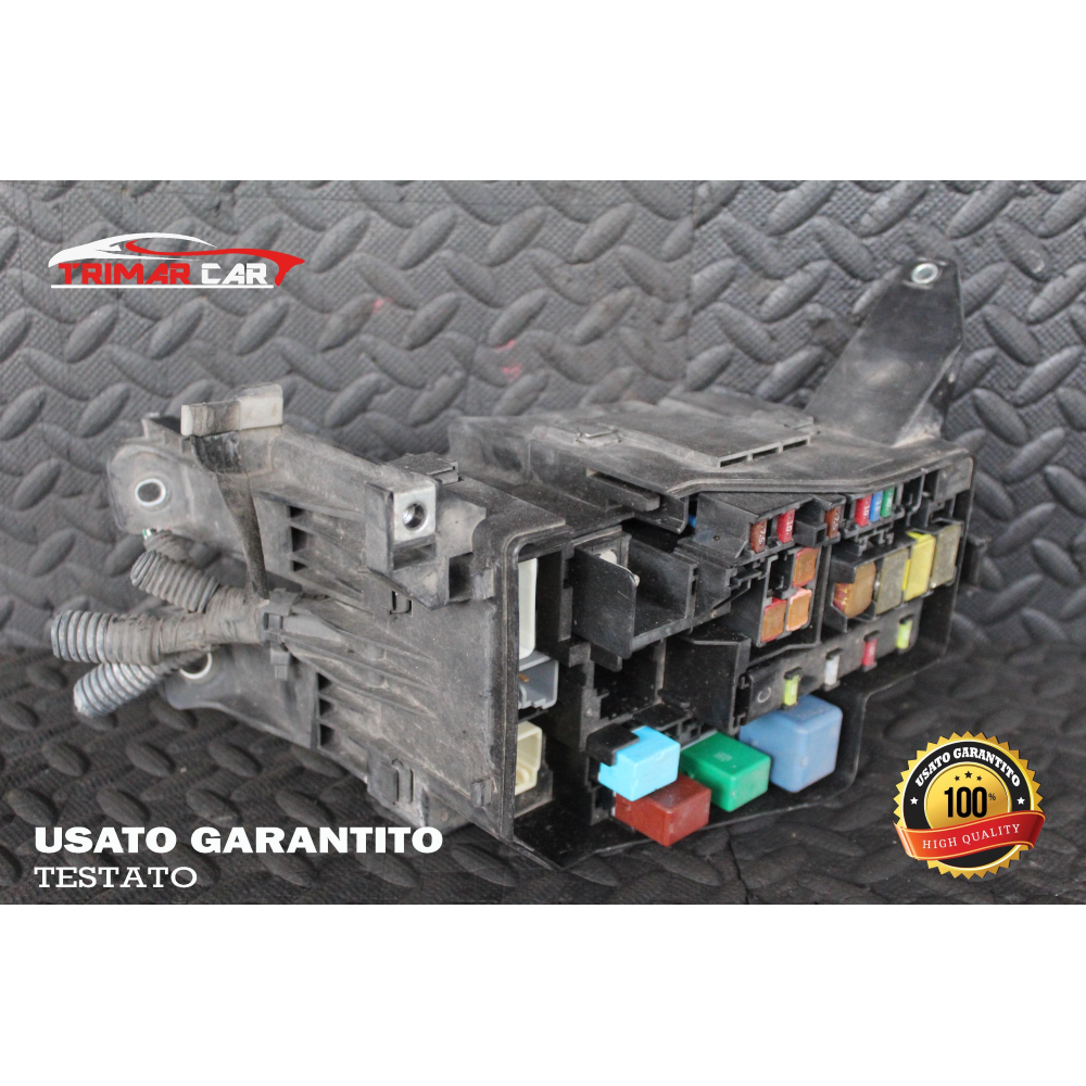 CENTRALINA SCATOLA PORTAFUSIBILI TOYOTA RAV4 3 III (A3)(05-13) 2.2 D-CAT 4WD (ALA30) 177CV 130CV COD MOTORE: 2ADFHV