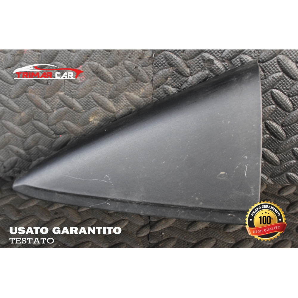 67674-0D030 PANNELLO TRIANGOLO PORTA POSTERIORE SX TOYOTA YARIS 3 III (P13)(2010 IN POI)