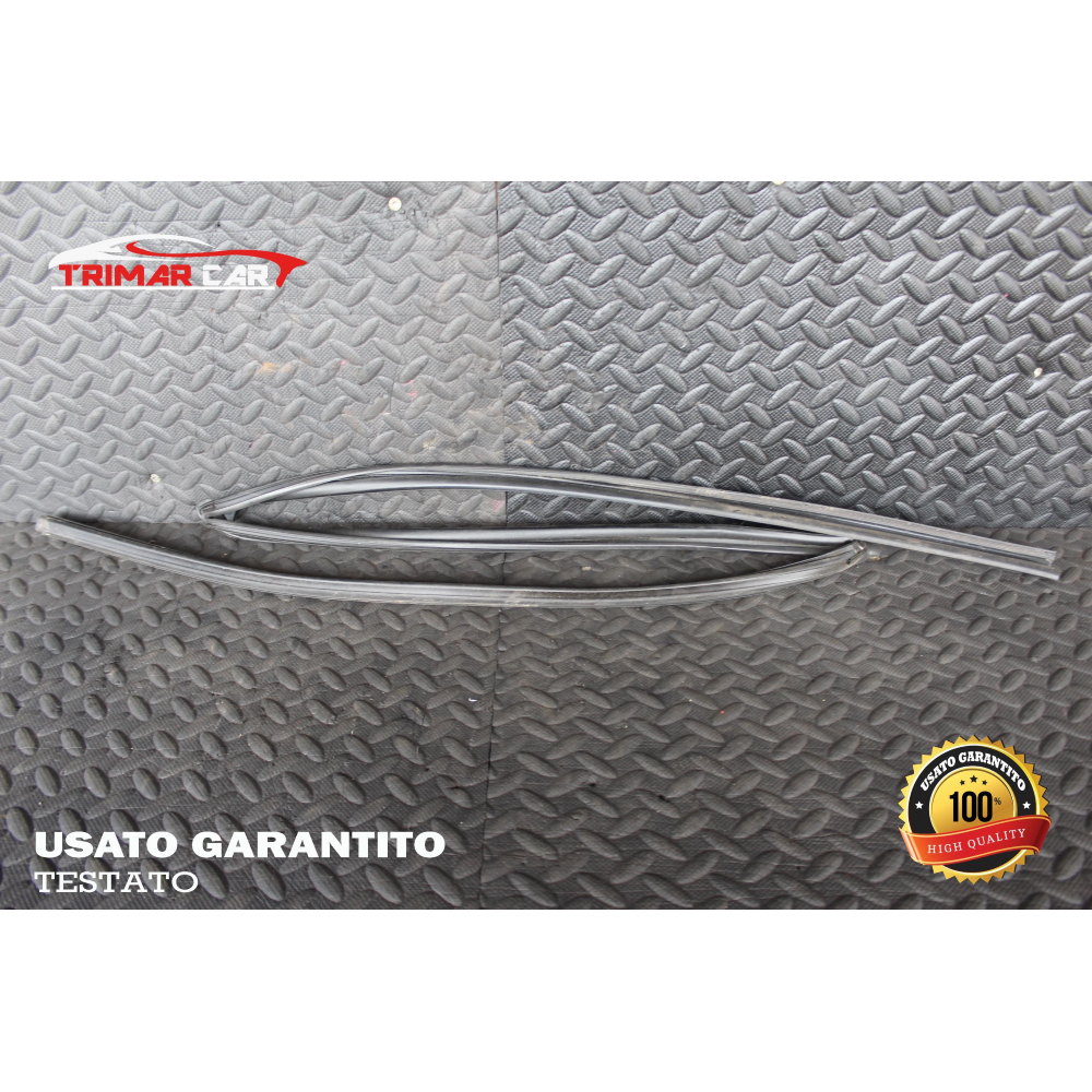 GUARNIZIONE VETRO POSTERIORE DESTRO TOYOTA RAV4 3 III (A3)(05-13)