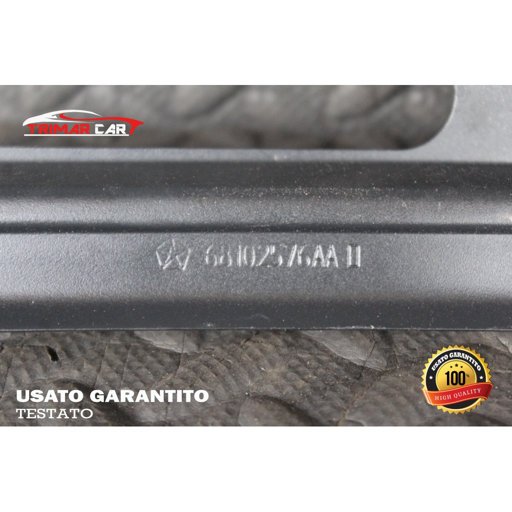 68102576AA LATERALE MODANATURA SPORTELLO POSTERIORE DESTRO JEEP CHEROKEE 5 (KL)(2013 IN POI) 2.2 CRD 4X4 200CV 147KW SIGLA MOT. LAU61