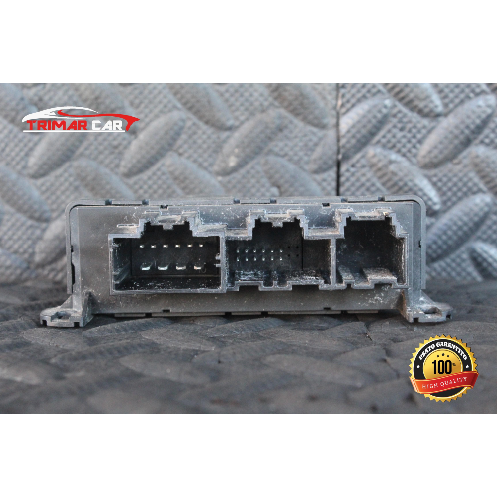 04602620AE CENTRALINA PORTA PORTIERA ANTERIORE SINISTRA JEEP GRAND CHEROKEE 3 III (WH,WK)(04-11) 3.0 CRD 218CV 160KW COD MOTORE: 642980 EXL