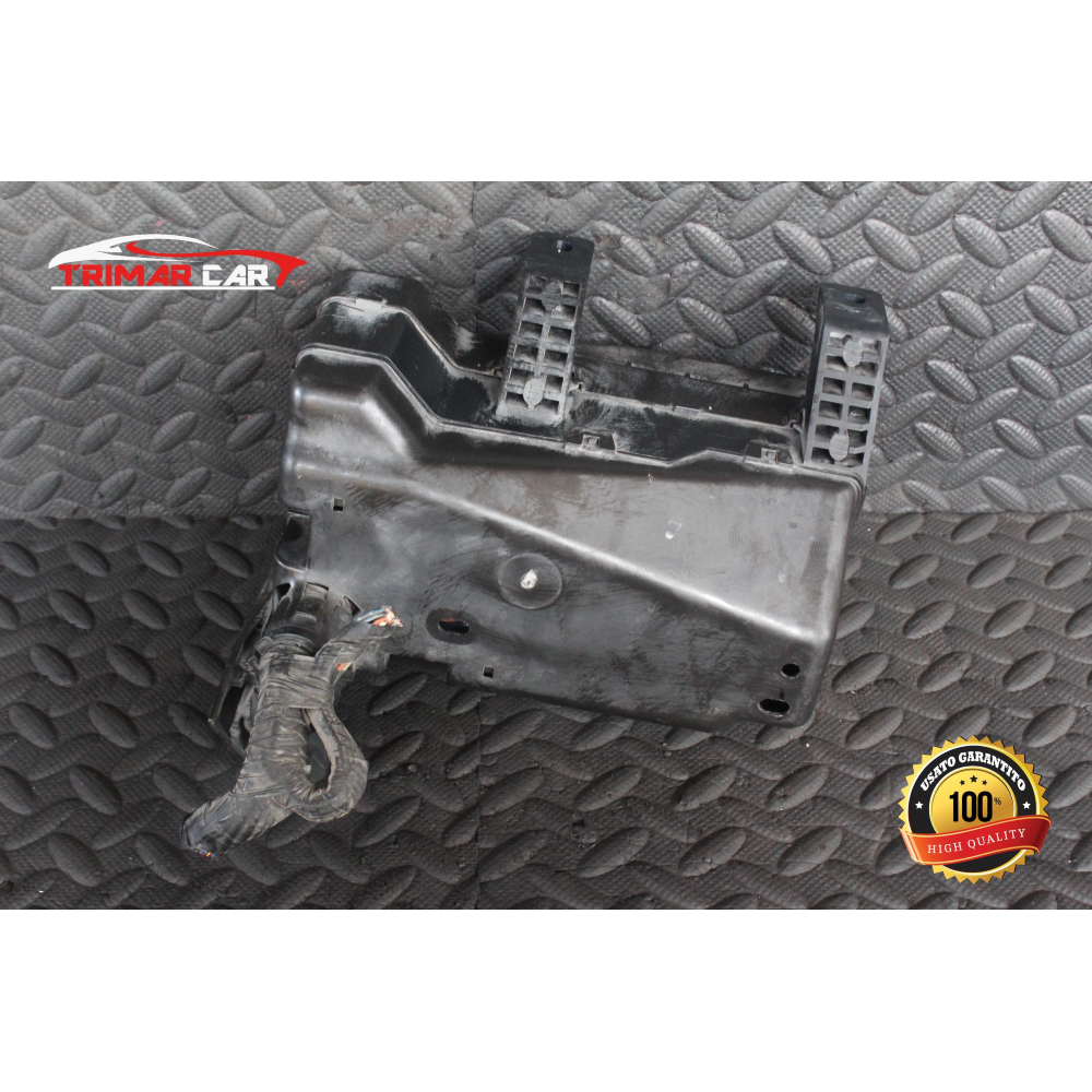 MR515657 CENTRALINA SCATOLA PORTAFUSIBILI MITSUBISHI PAJERO 3 (V60)(99-06) 3.2 DI-D 165CV 121KW COD MOT; 4M41