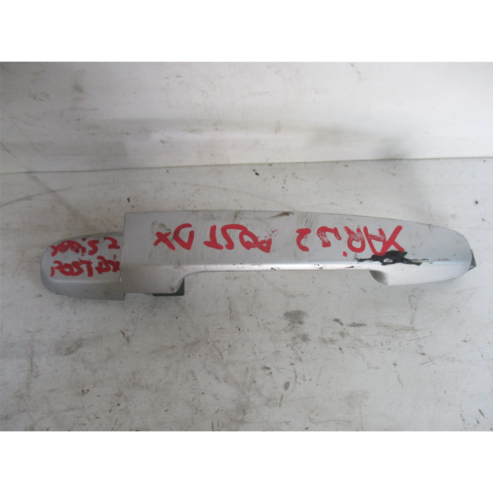MANIGLIA ESTERNA POSTERIORE DESTRA TOYOTA YARIS (P9) [05-08] COD: 692110D070