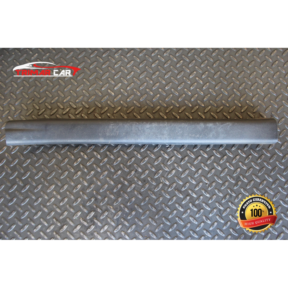 67913-0D190 PROFILO BATTITACCO ANTERIORE DESTRO TOYOTA YARIS 3 III (P13)(2010 IN POI) 1.4D-4D  90CV  66KW  COD MOT; 1NDTV