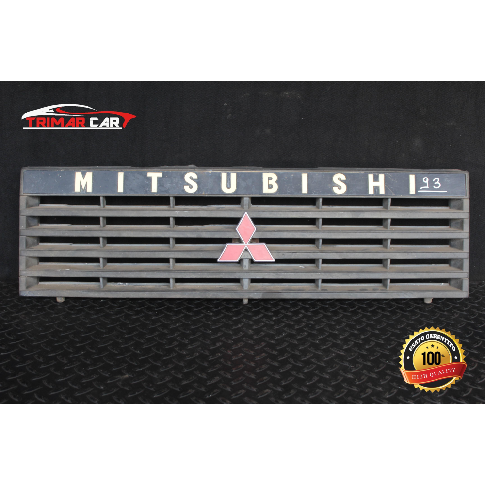 MB383527-30 MASCHERINA GRIGLIA ANTERIORE MITSUBISHI PAJERO 1 (L040)(82-91)