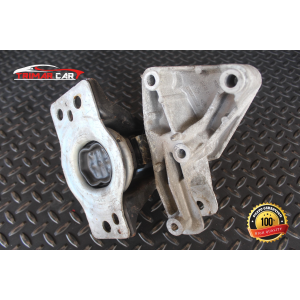 8200437465 SUPPORTO MOTORE RENAULT SCENIC 2 II (JM0/1)(03-09) 1.9dci