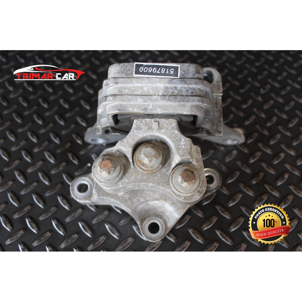 51879600 SUPPORTO MOTORE ALFA ROMEO GIULIETTA 2 (940)(2010 IN POI) 1.6 JTDM 105CV 77KW COD MOTORE: 940A3000