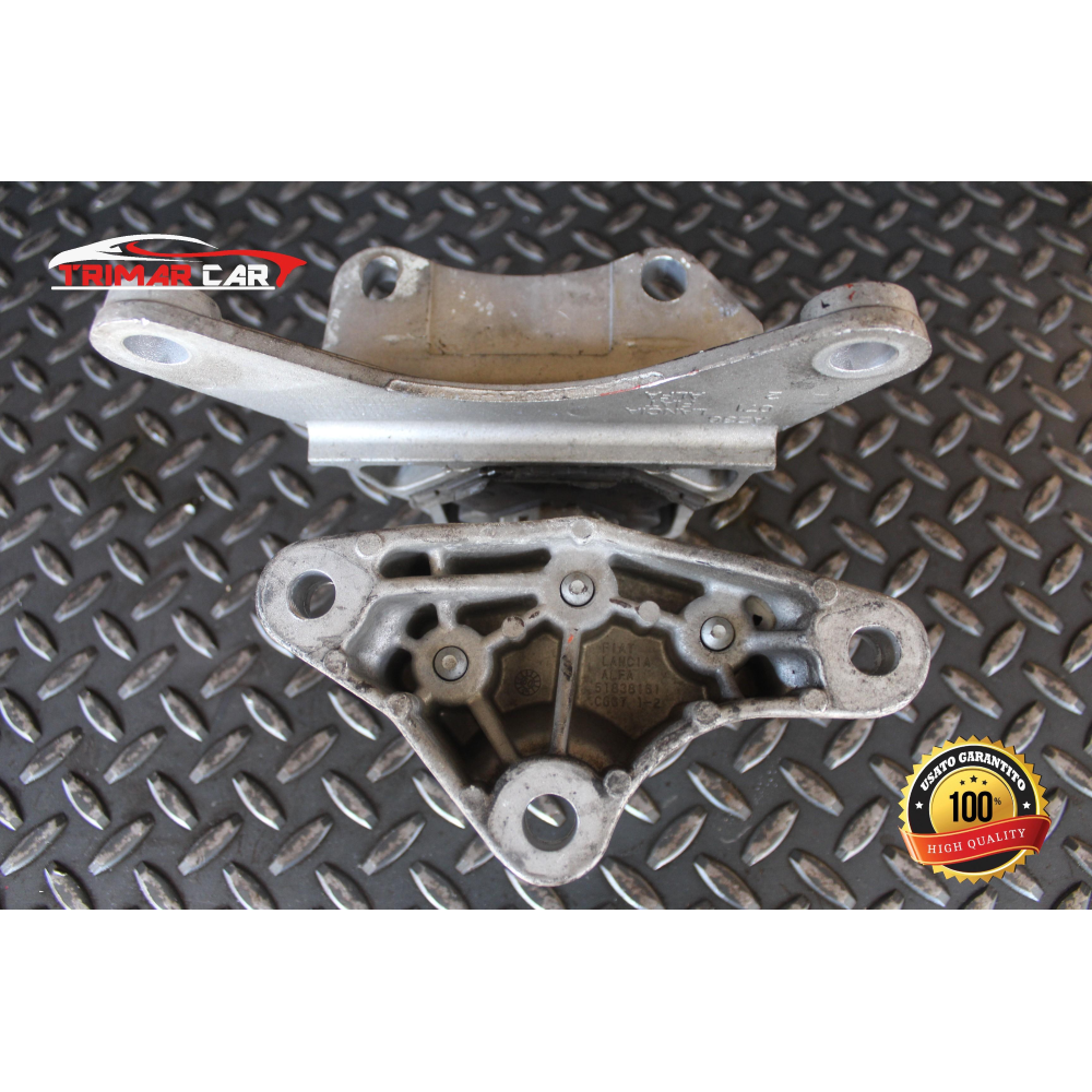 51879600 SUPPORTO MOTORE ALFA ROMEO GIULIETTA 2 (940)(2010 IN POI) 1.6 JTDM 105CV 77KW COD MOTORE: 940A3000