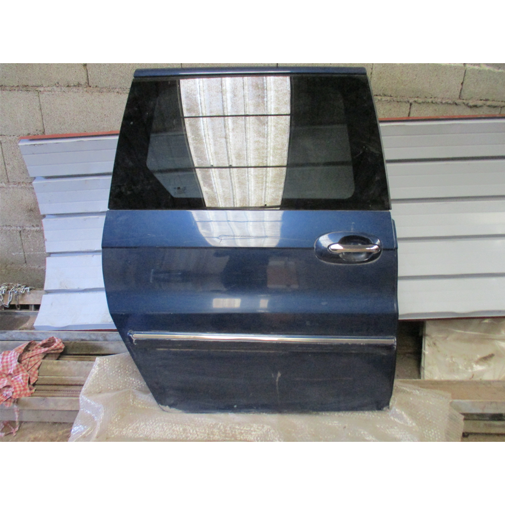 PORTELLONE PORTA CARICO SCORREVOLE LATERALE DX DESTRA KIA CARNIVAL 2 (GQ) 01-06