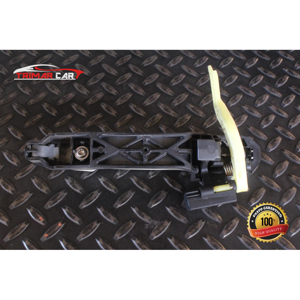 MANIGLIA ESTERNA POSTERIORE SINISTRA TOYOTA RAV4 3 III (A3)(05-13) TOYOTA RAV4 3 III (A3)(05-13) 2.2 D 4WD 177CV 130KW COD MOTORE: 2AD-FHV