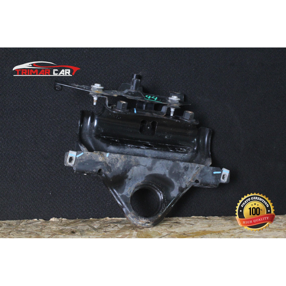 SUPPORTO GANCIO DI TRAINO LAND ROVER RANGE ROVER 4 IV (L405)(2012 >) 3.0 SDV6