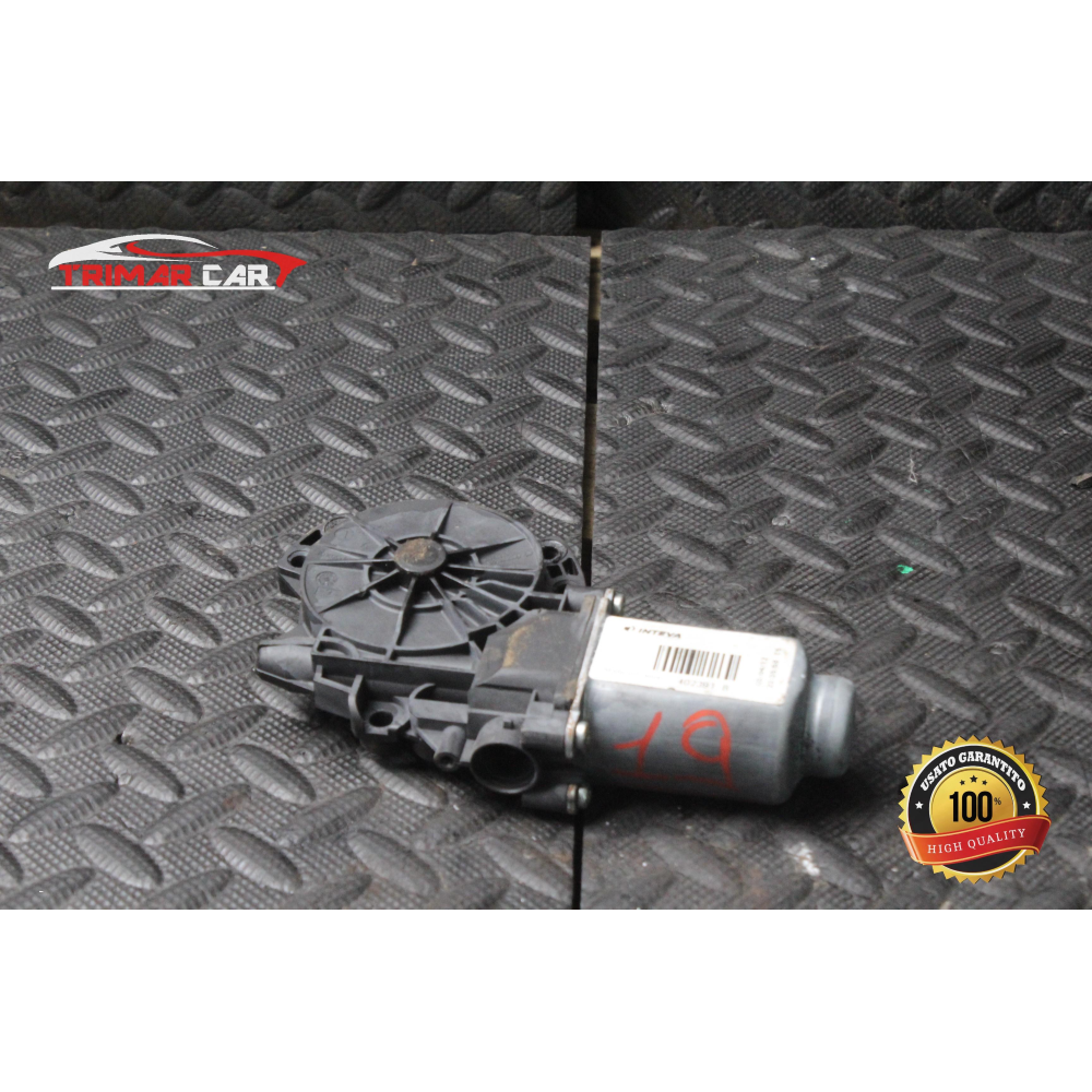 824502S000 MOTORINO ALZACRISTALLI ANTERIORE SINISTRO HYUNDAI ix35 (LM,EL,ELH)(2009 >) 1.7 CRDI 116CV 85KW COD MOT; D4FD