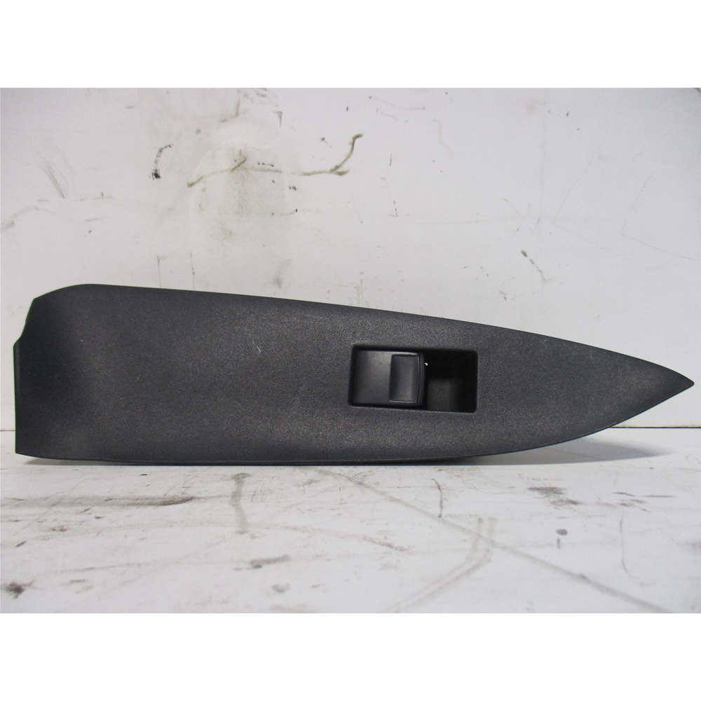 PULSANTE ALZAVETRO POSTERIORE DESTRO TOYOTA RAV4 3 III (A3)(2005-2013) 7427142010