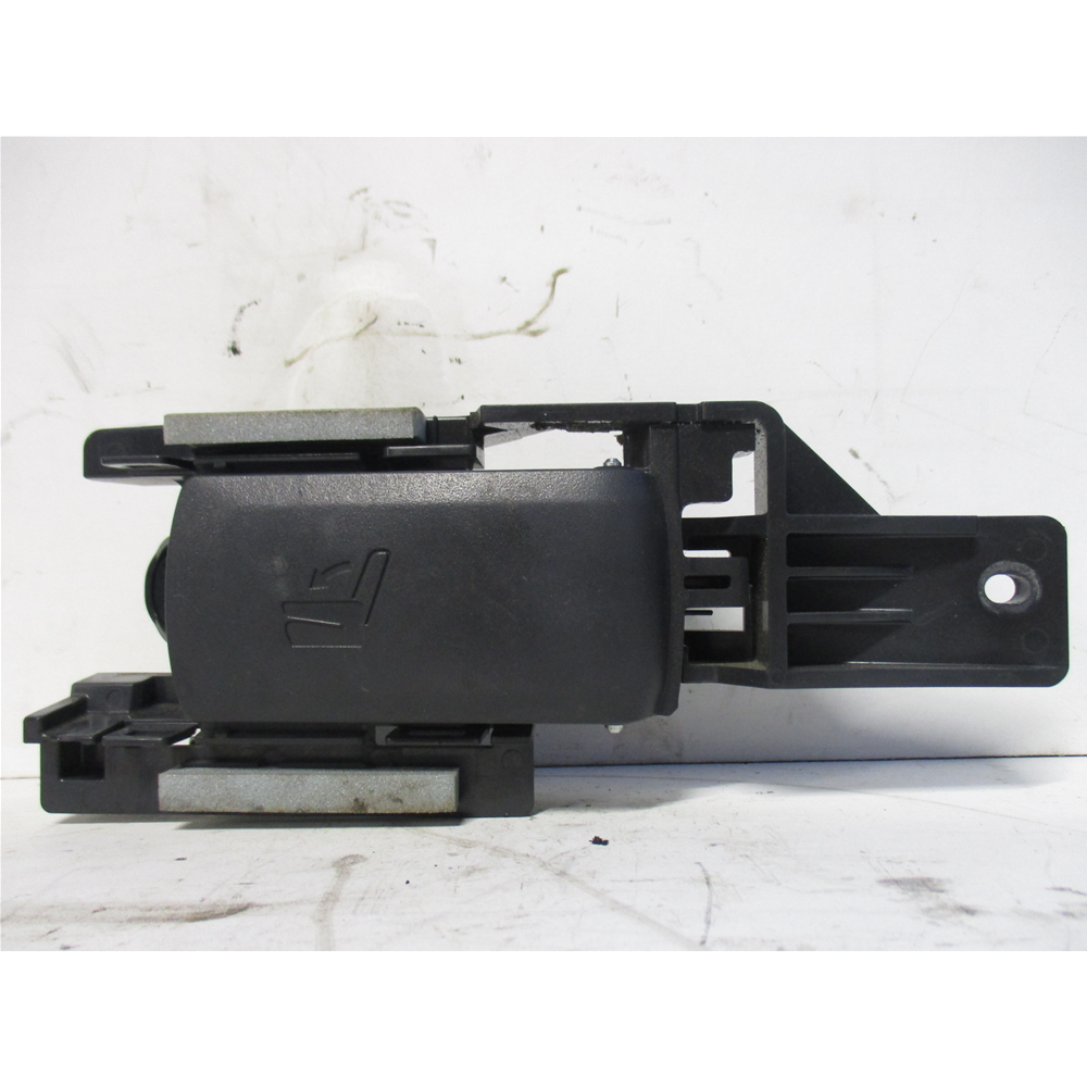 LEVA MANIGLIA SEDILE POSTERIORE DX TOYOTA RAV 4 (ACA3) [06] COD: 7205342010