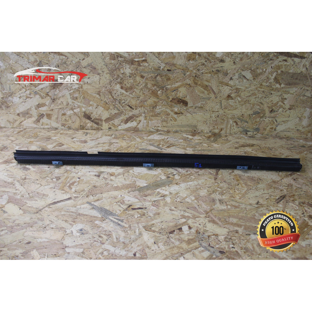 RASCHIAVETRO INTERNO POSTERIORE SINISTRO LANCIA THEMA 2 (LX)(2011 >) 3.0 D 239CV 176KW COD MOT; EXF